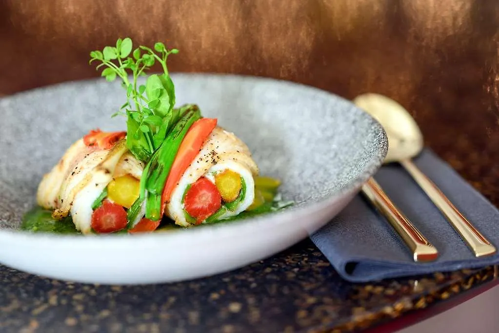 Doubletree By Hilton Brussels City Saint-Josse-ten-Noode فندق