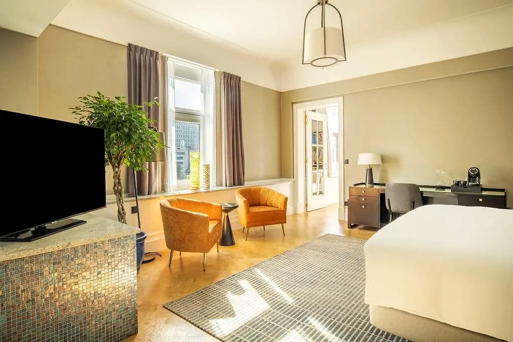 Saint-Josse-ten-Noode Doubletree By Hilton Brussels City